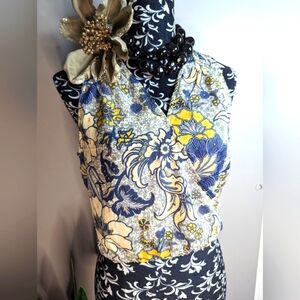 RACHEL ROY CROP TOP BLUE AND GOLD DETAILS